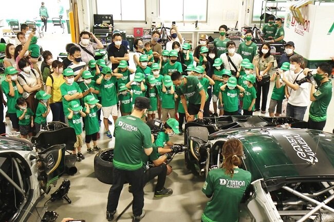 D'station Racing_release_2204.JPG